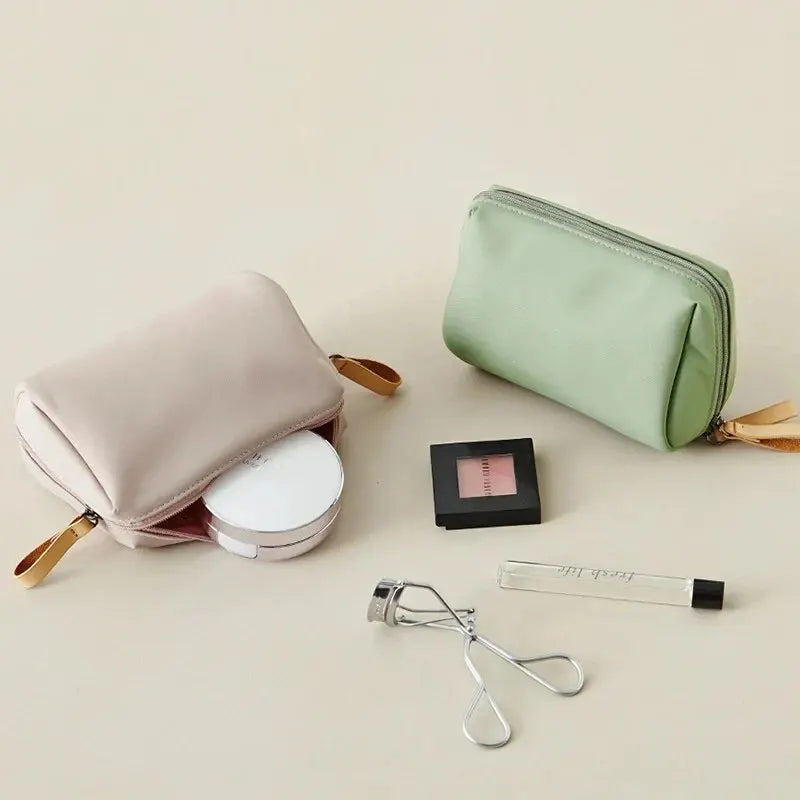 Luxe Cosmetics Holder - Travel with your essentials