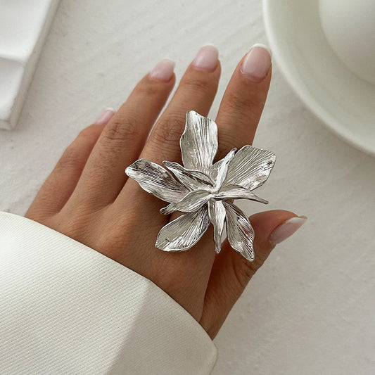 Bloom Boss Ring