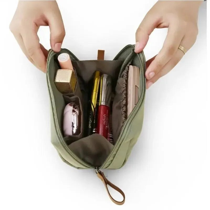 Luxe Cosmetics Holder - Travel with your essentials