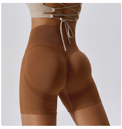 Seamless Scrunch Push Up Shorts - Contours & Enhances