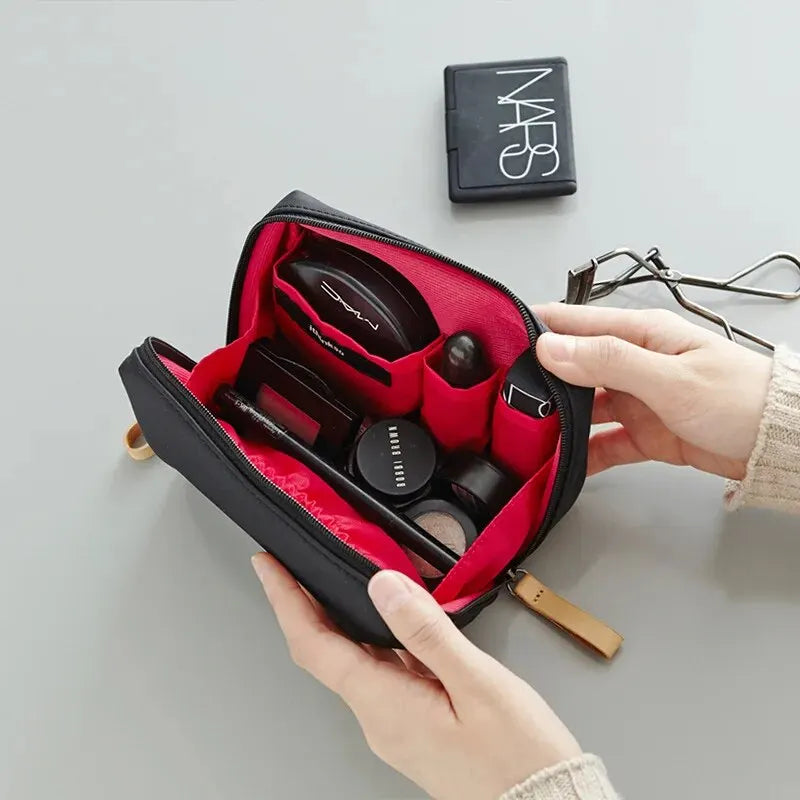 Luxe Cosmetics Holder - Travel with your essentials