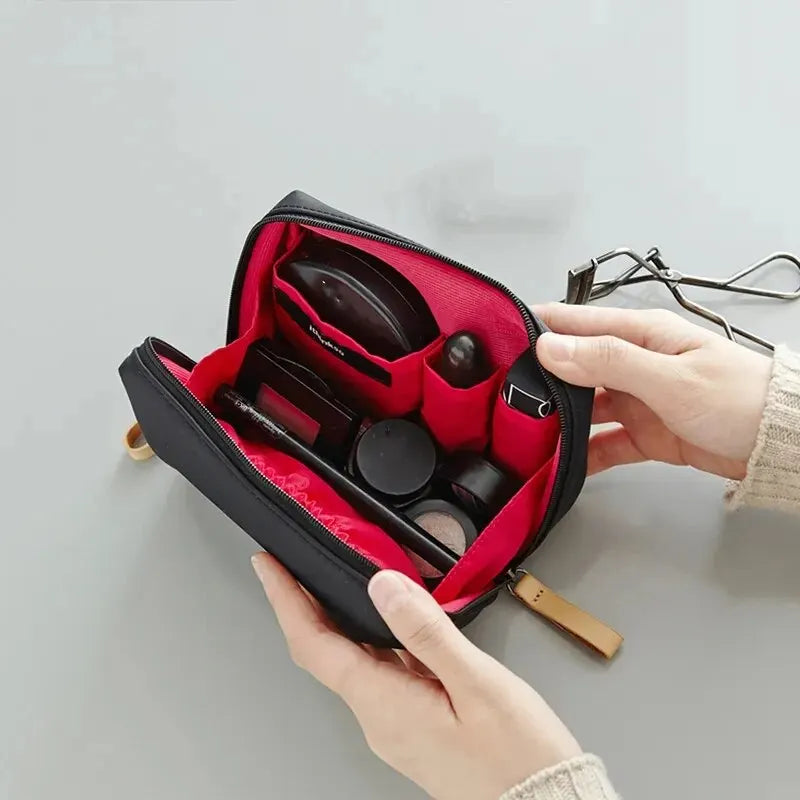 Luxe Cosmetics Holder - Travel with your essentials